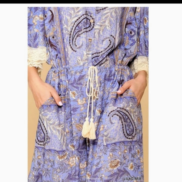 NEW !Small & Med! size only Available your choice in this great jumper Hurry - Picture 3 of 3